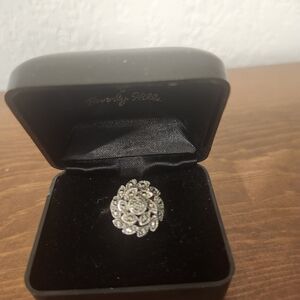 Sterlibg Silver (925) Ring Of Marquesite Crystals, Size 6